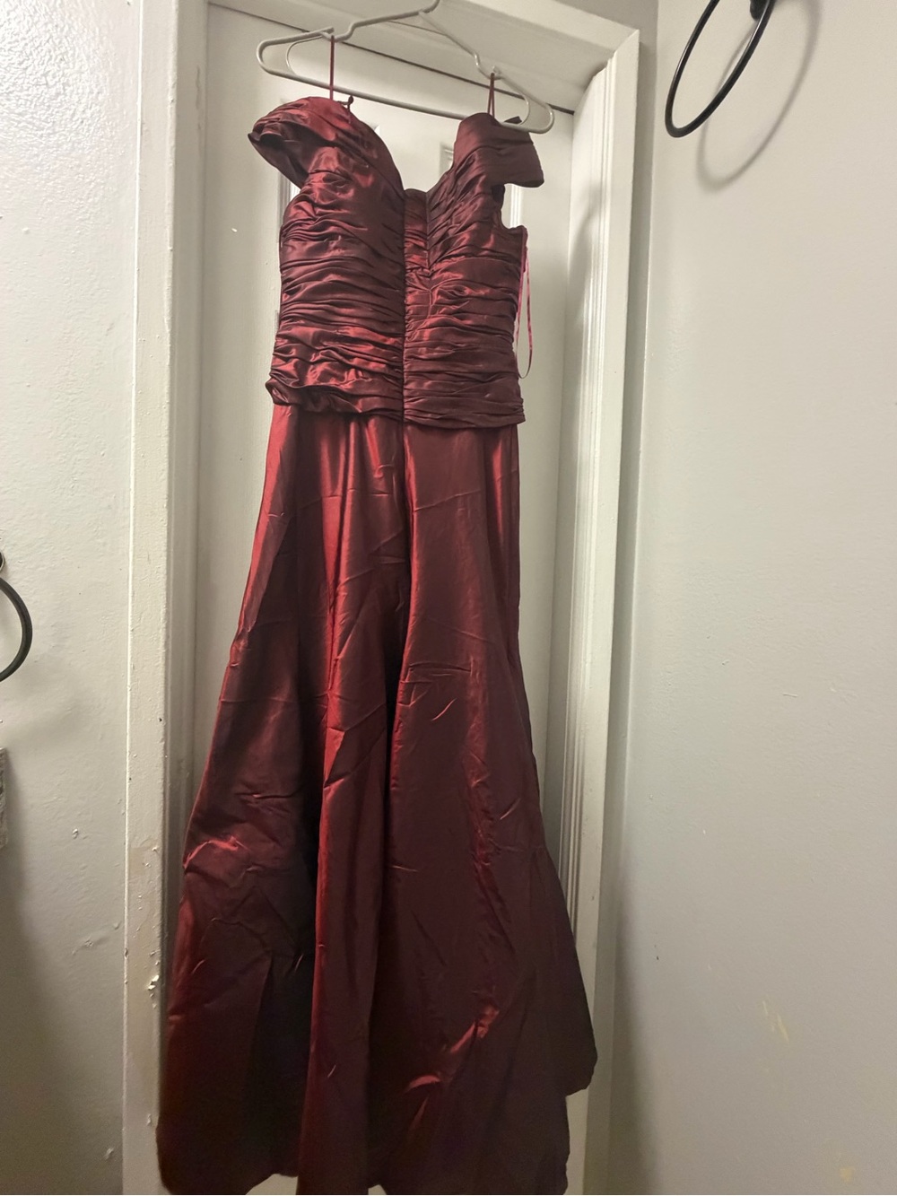 JS Collections Wine Strapless Ruched Prom Gown - Picture 5 of 9